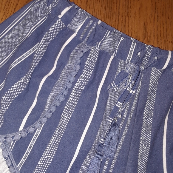 Size S Derek ❤ Heart boho Beach shorts - Picture 7 of 9